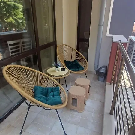 Апартамент Batoevi *