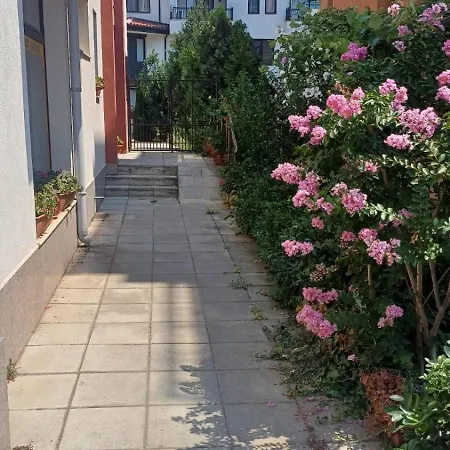 Batoevi Appartement *