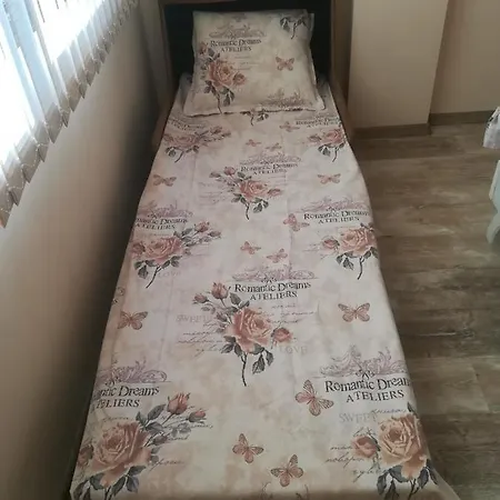 Апартамент Batoevi *